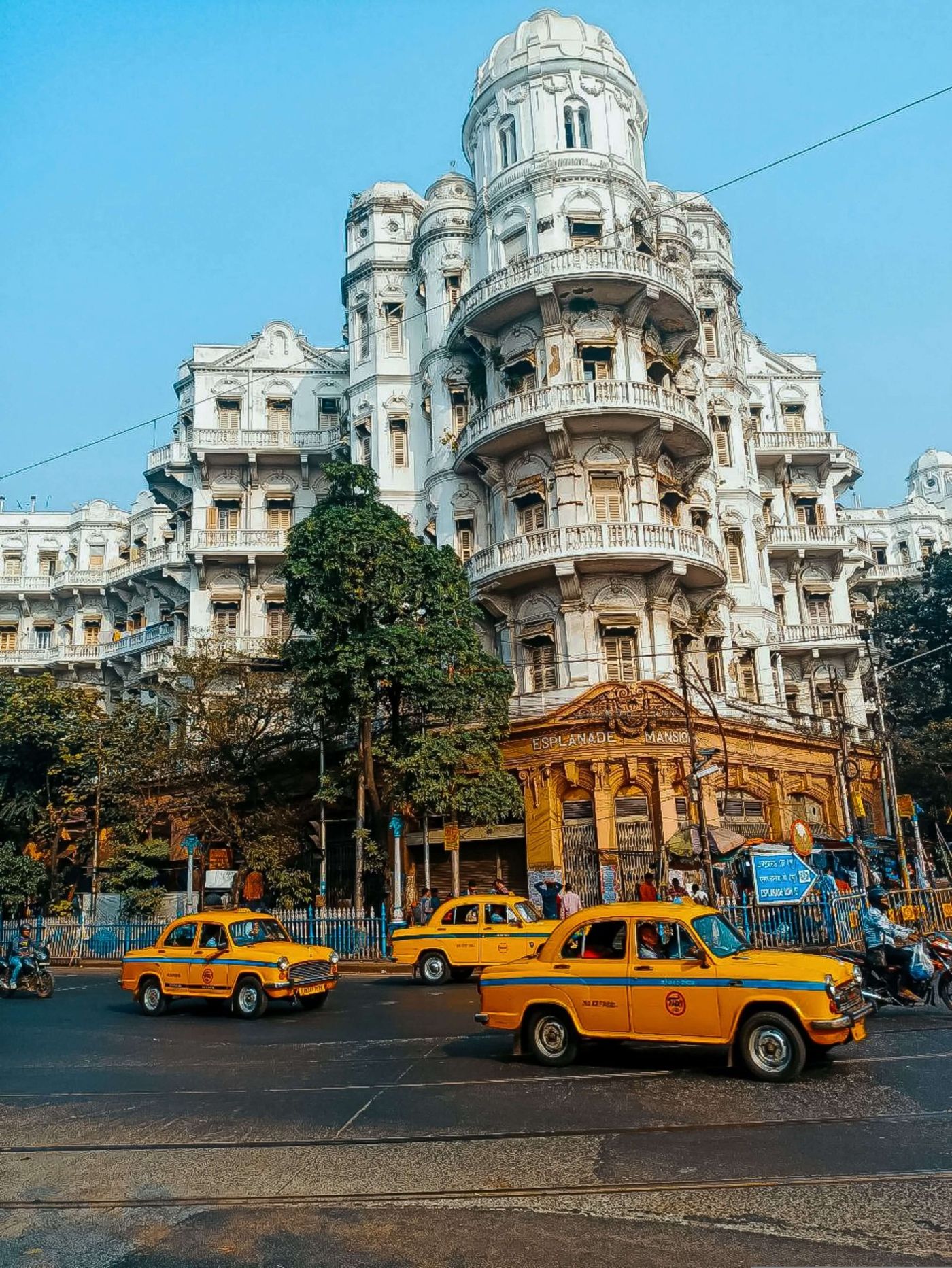 Esplanade Mansions and yellow taxis, Kolkata